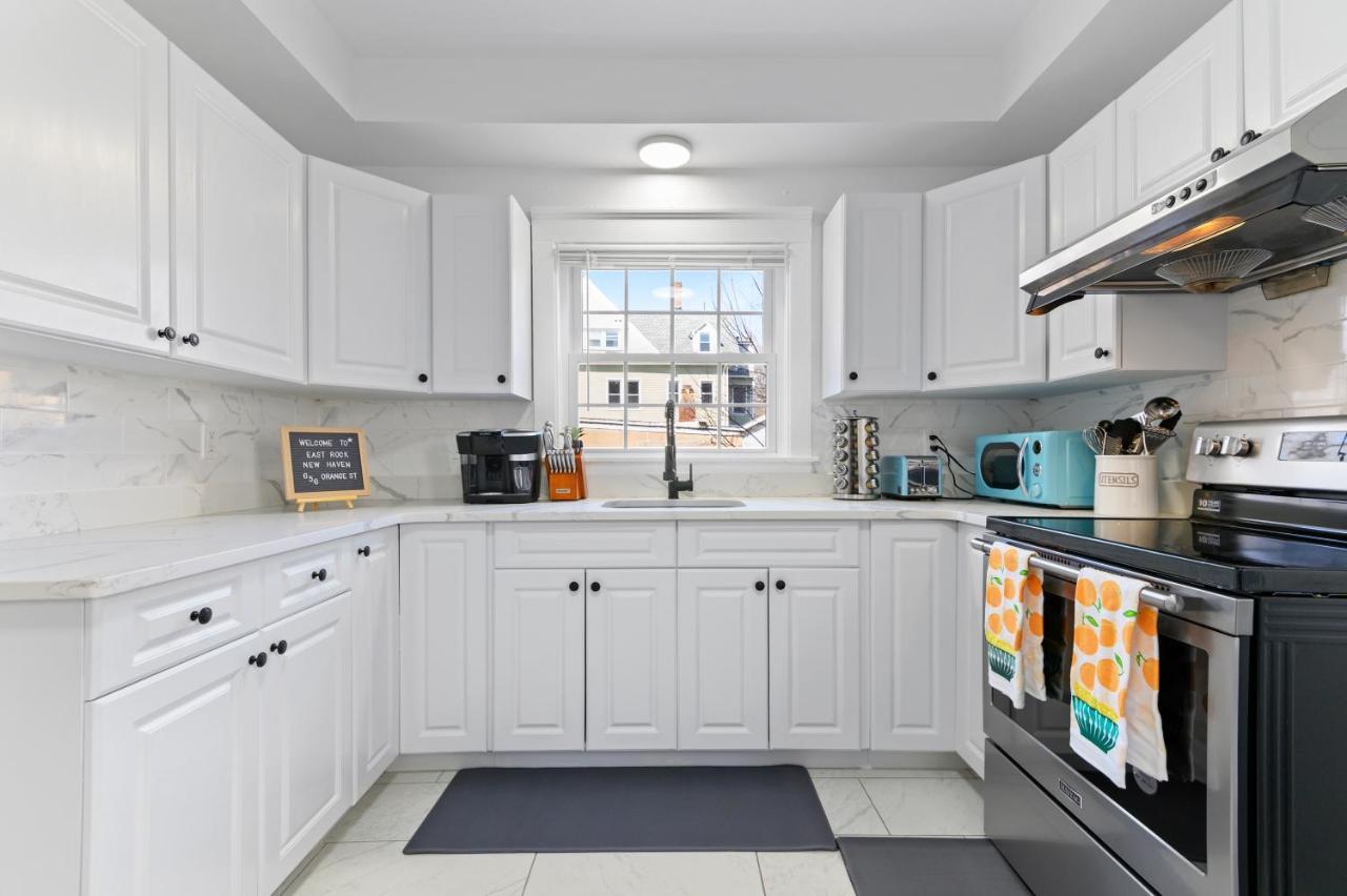 Апартаменти Casa Soleada In East Rock Near Dt And Yale Som With Free Parking And King Bed Нью-Гейвен Екстер'єр фото